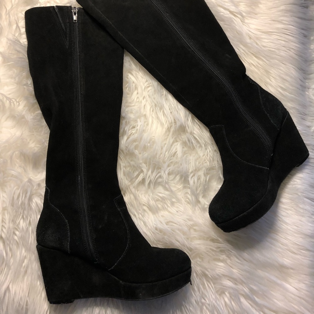 🖤STEVE MADDEN WEDGE BOOTS🖤
